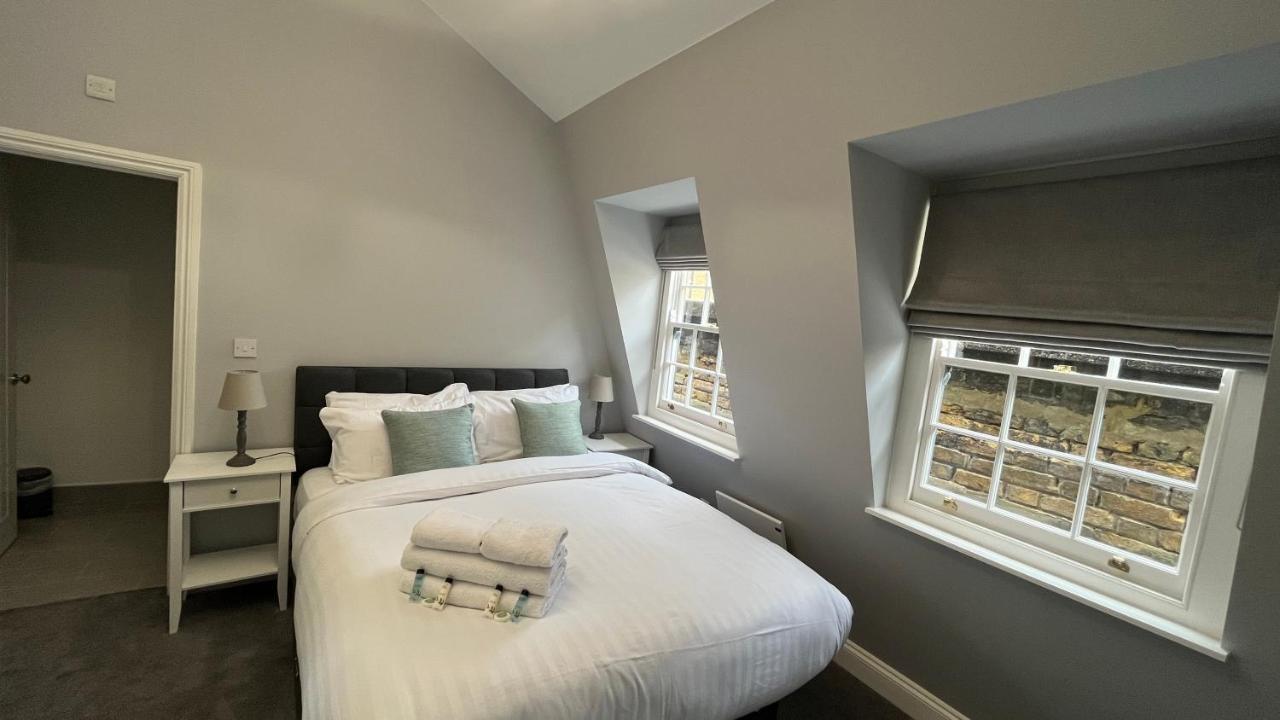 Dockers Inn Лондон Экстерьер фото