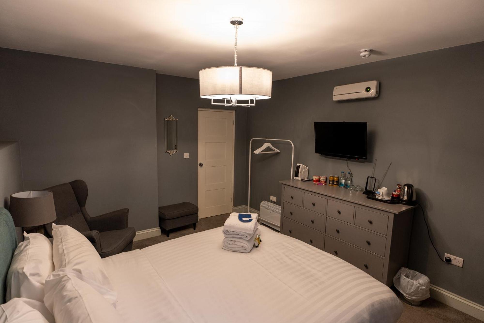 Dockers Inn Лондон Экстерьер фото